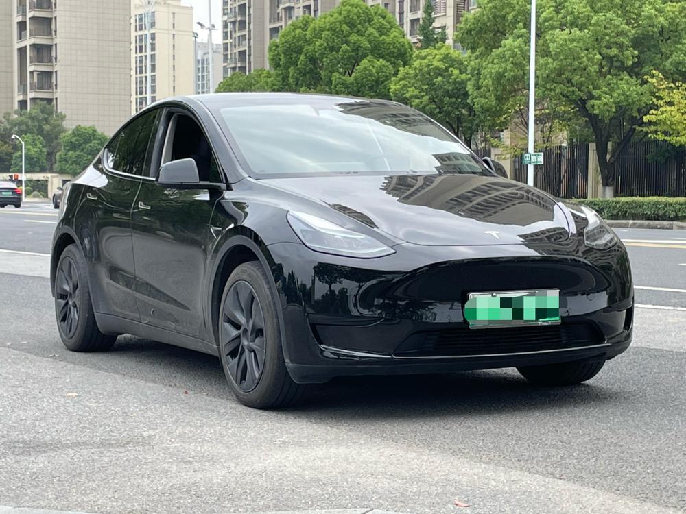 Tesla Model Y 2023 #3 Tesla Model Y 2023 immagine di auto #3