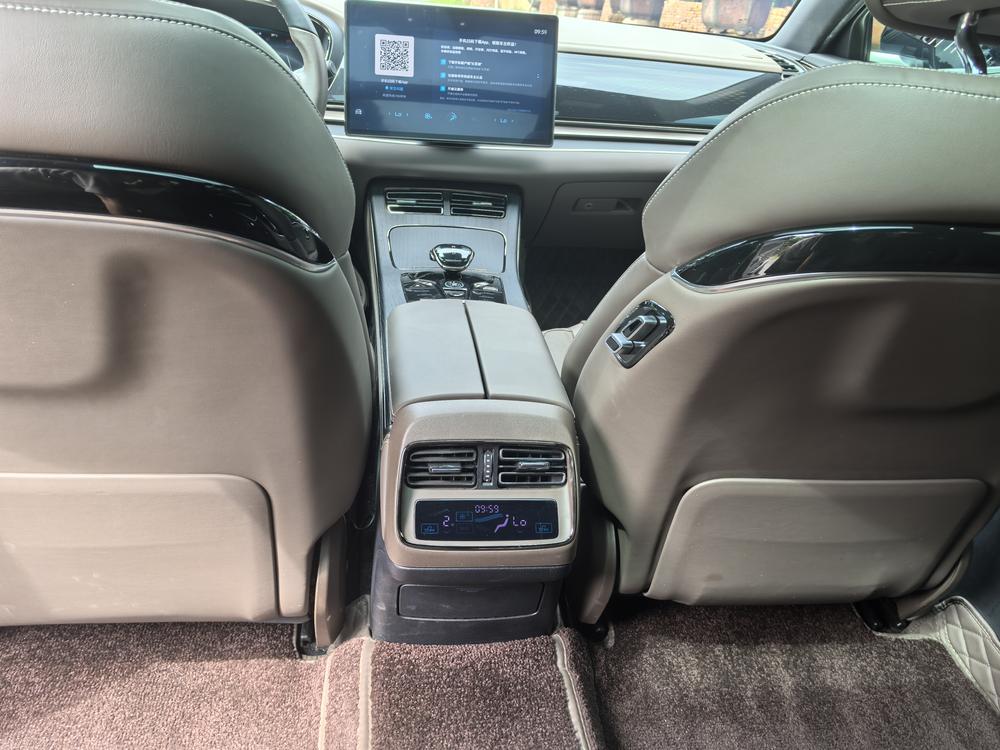 BYD Han 2022 car image #11