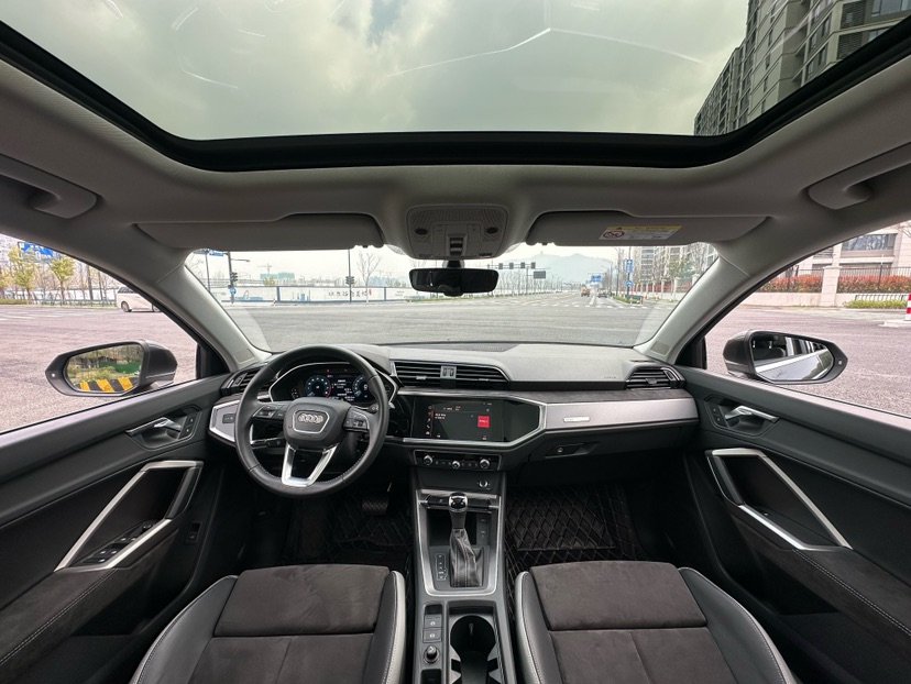 Audi Q3 2019 #6 Audi Q3 2019 car image #6