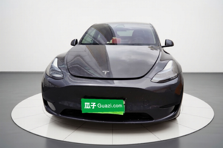Tesla Model Y 2024 #3 Tesla Model Y 2024 car image #3