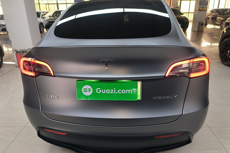 Tesla Model Y 2021 #6 Tesla Model Y 2021 car image #6