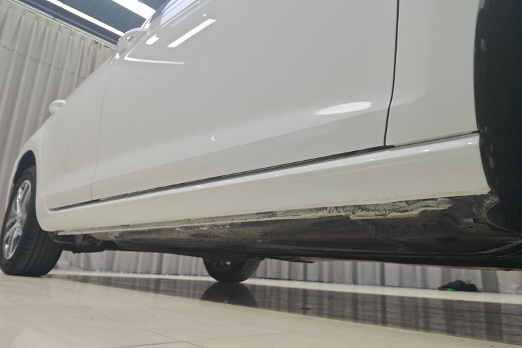 Volkswagen Golf 2017 imagen de coche #25