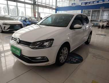 Volkswagen Polo 2015 Volkswagen Polo 2015 car image