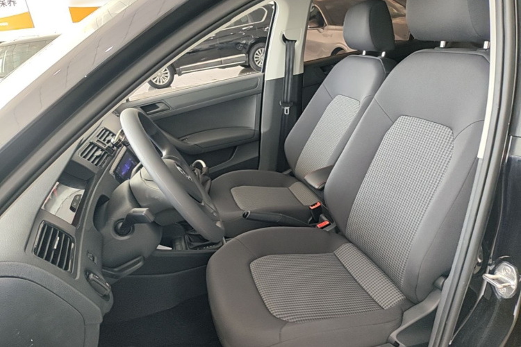Volkswagen Santana 2022 car image #15