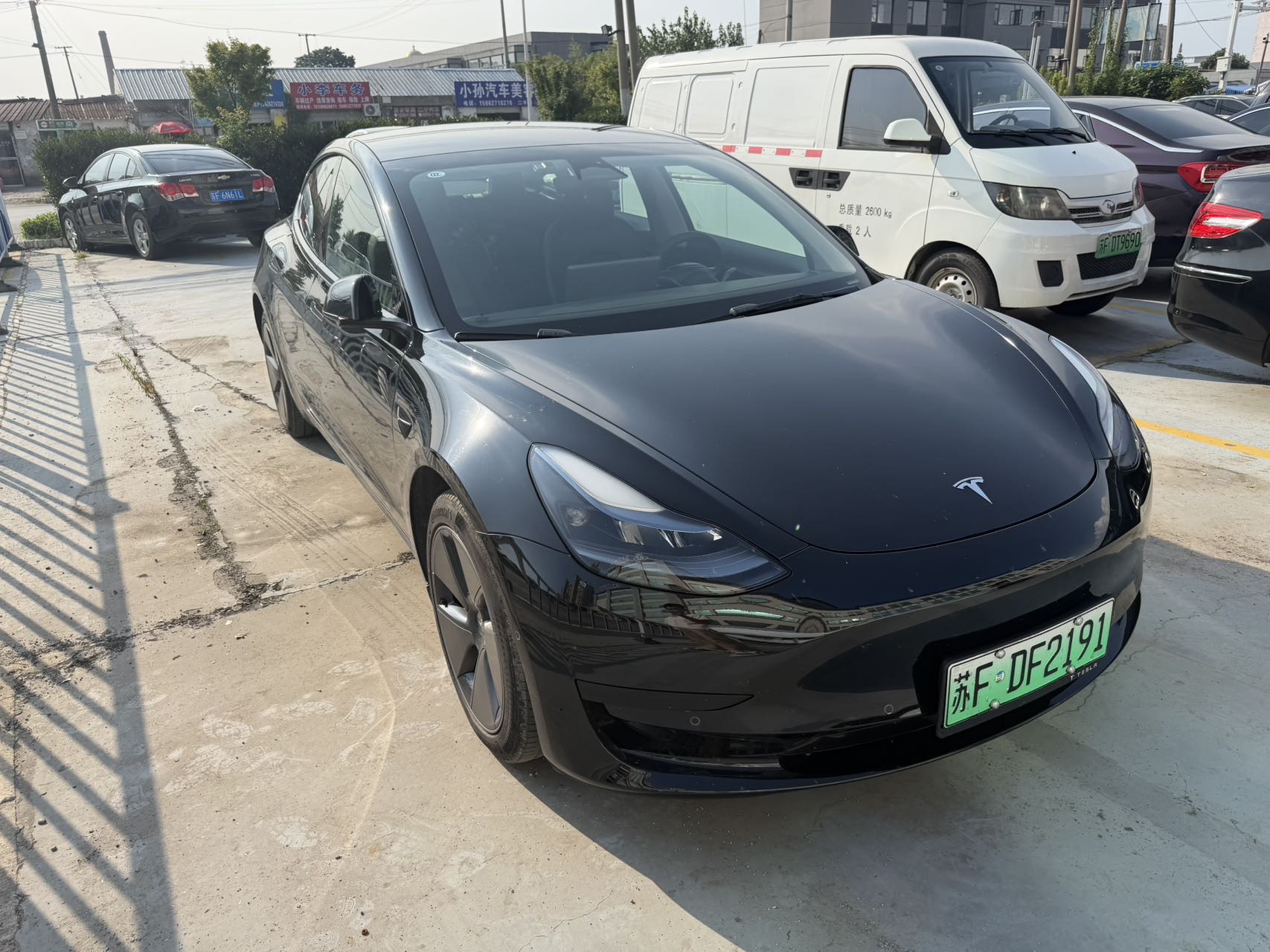 Tesla Model 3 2022 car image #3