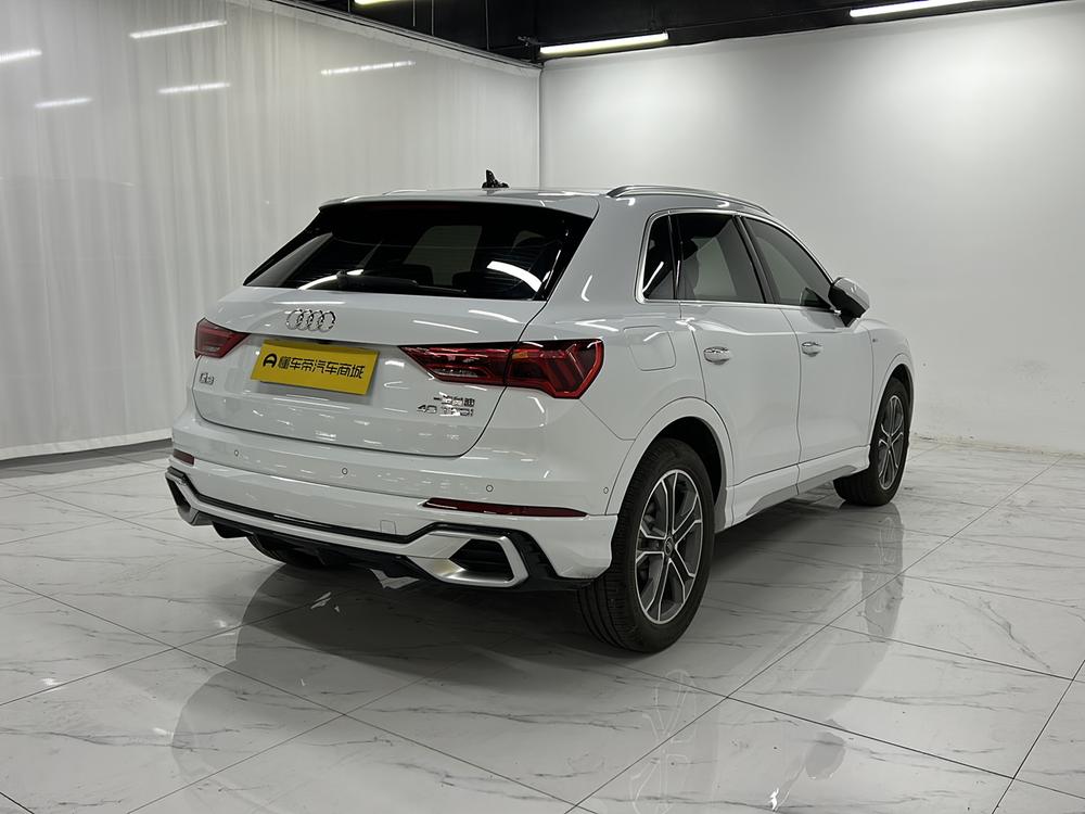 Audi Q3 2025 car image #7