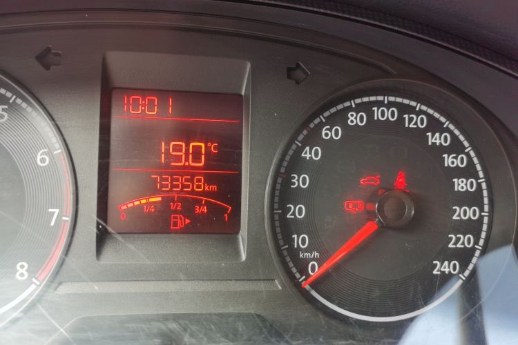 Volkswagen Santana 2018 car image #9