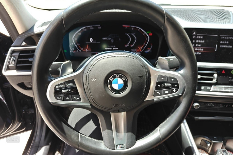 BMW 3 Series 2022 #12 BMW 3 Series 2022 car image #12