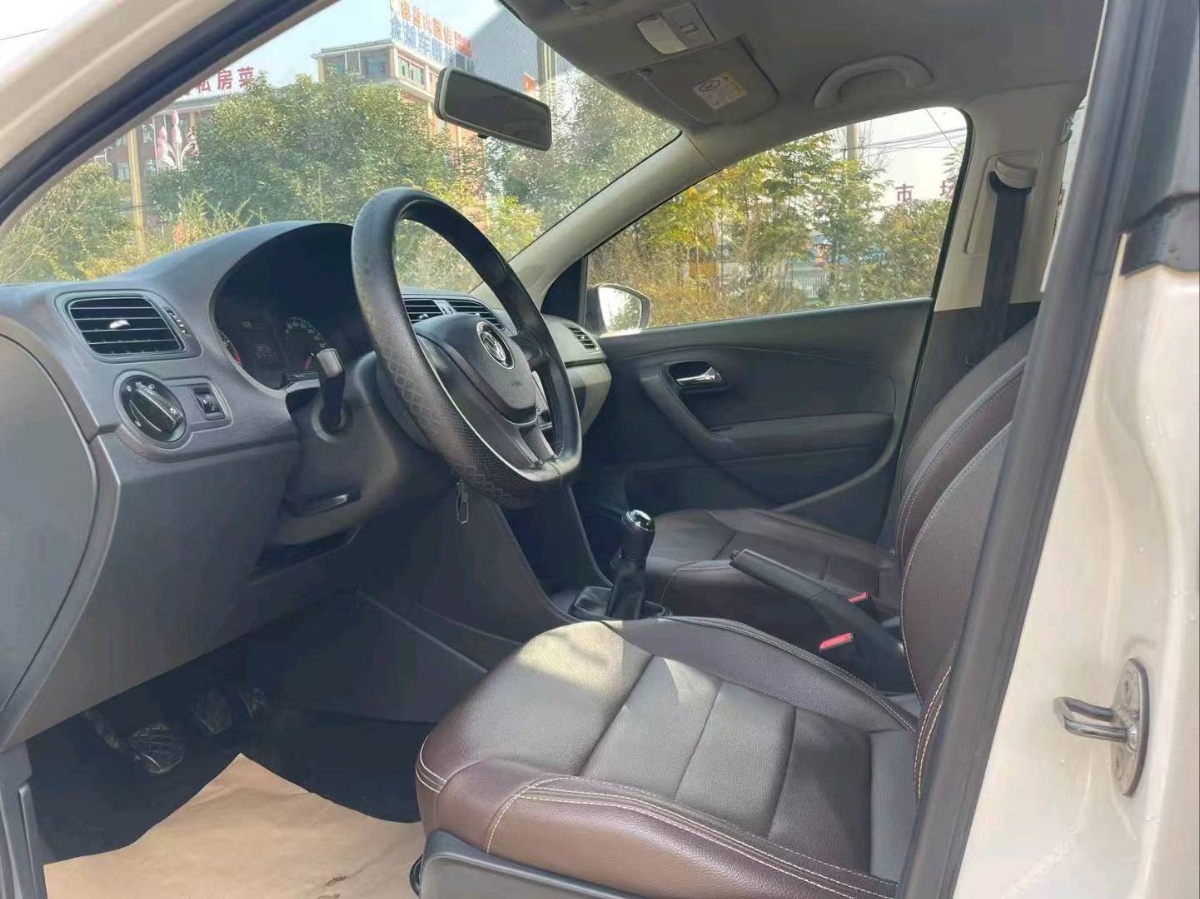 Volkswagen Polo 2019 #4 Volkswagen Polo 2019 car image #4