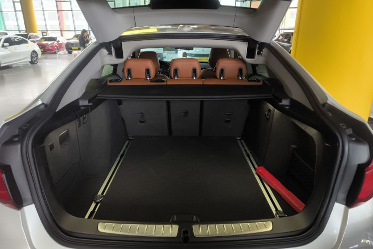 BMW 3 Series GT 2019 car image #21