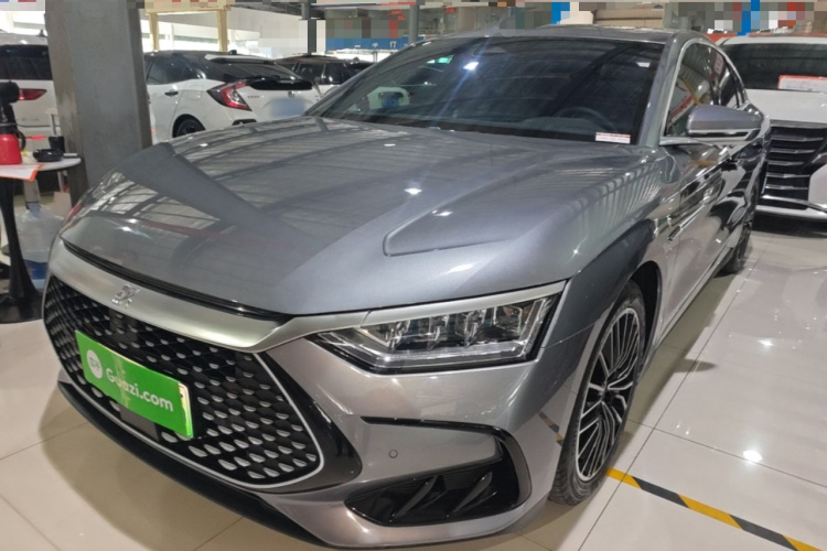 BYD Han 2022 car image #2