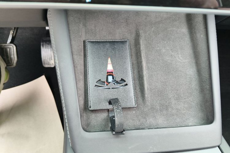 Tesla Model 3 2024 #9 Tesla Model 3 2024 car image #9