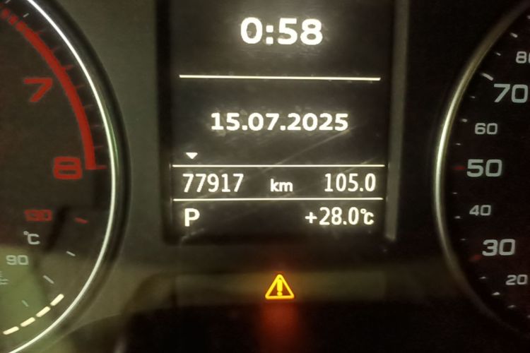 Audi A3 2017 car image #12