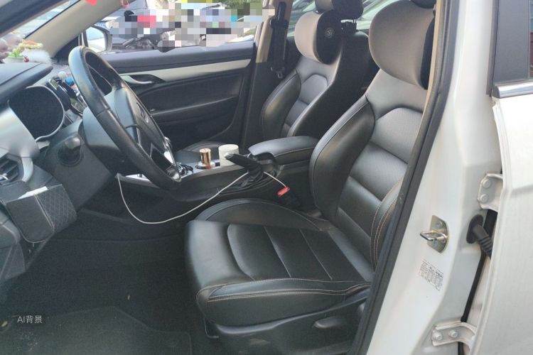 GEELY Emgrand 2019 car image #17