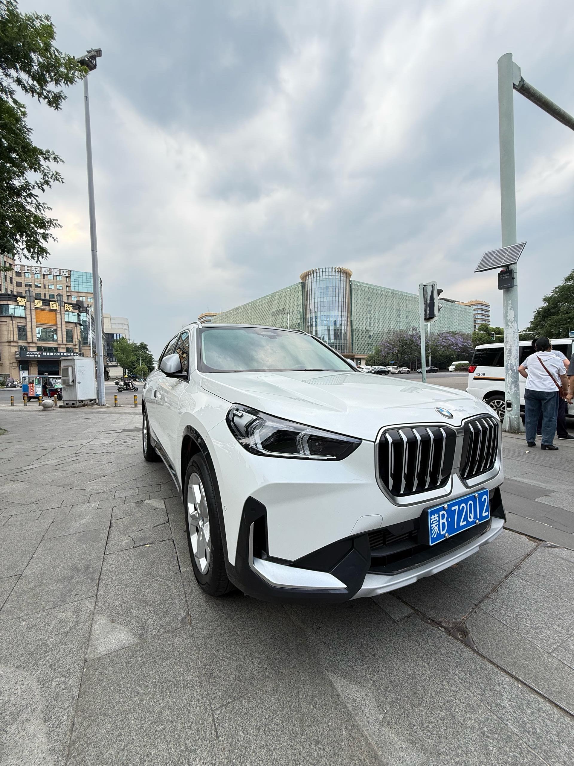 BMW X1 2024 car image #3