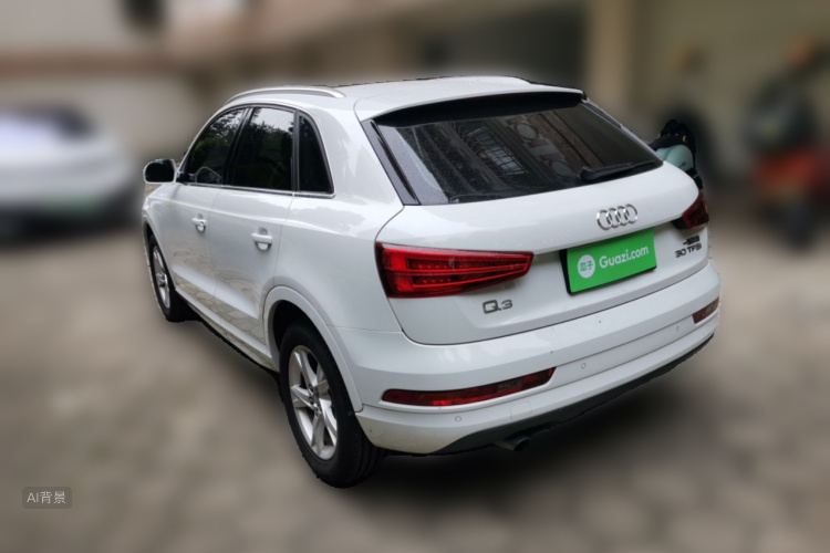 Audi Q3 2017 car image #5