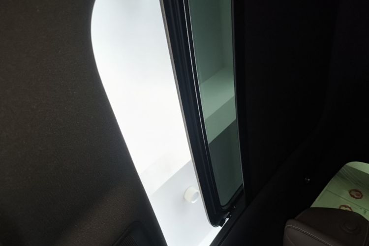 BYD Han 2022 immagine di auto #20