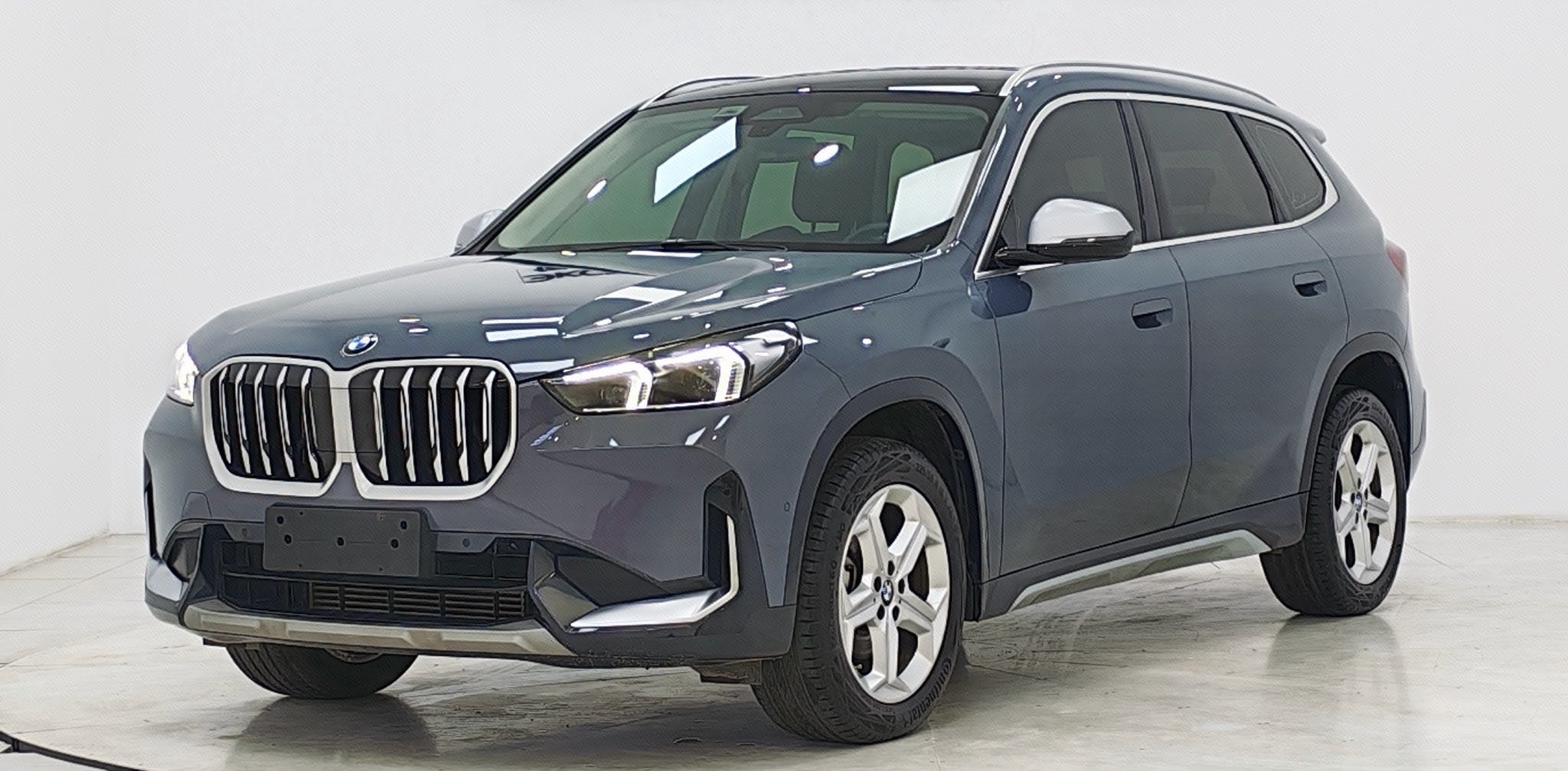 BMW X1 2024 BMW X1 2024 car image
