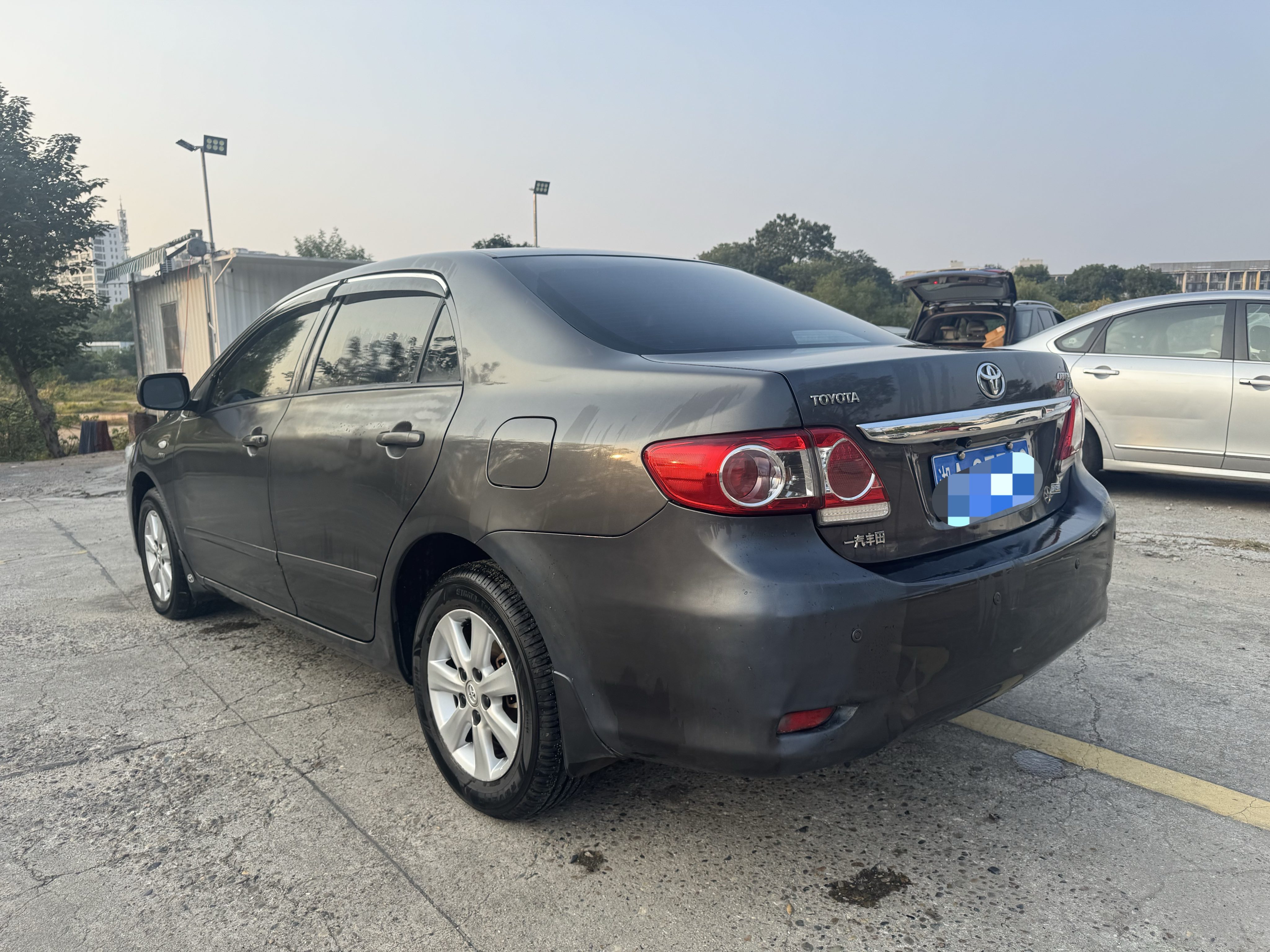 Toyota Corolla 2011 #5 Toyota Corolla 2011 صورة سيارة #5