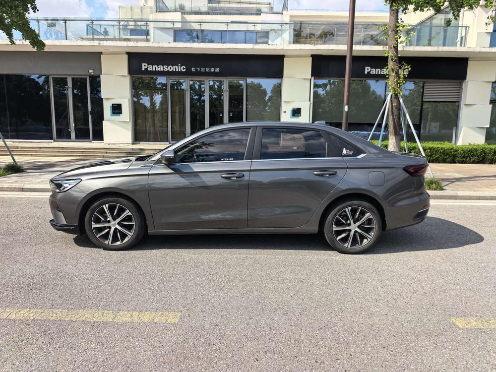 GEELY Emgrand 2022 #4 GEELY Emgrand 2022 immagine di auto #4