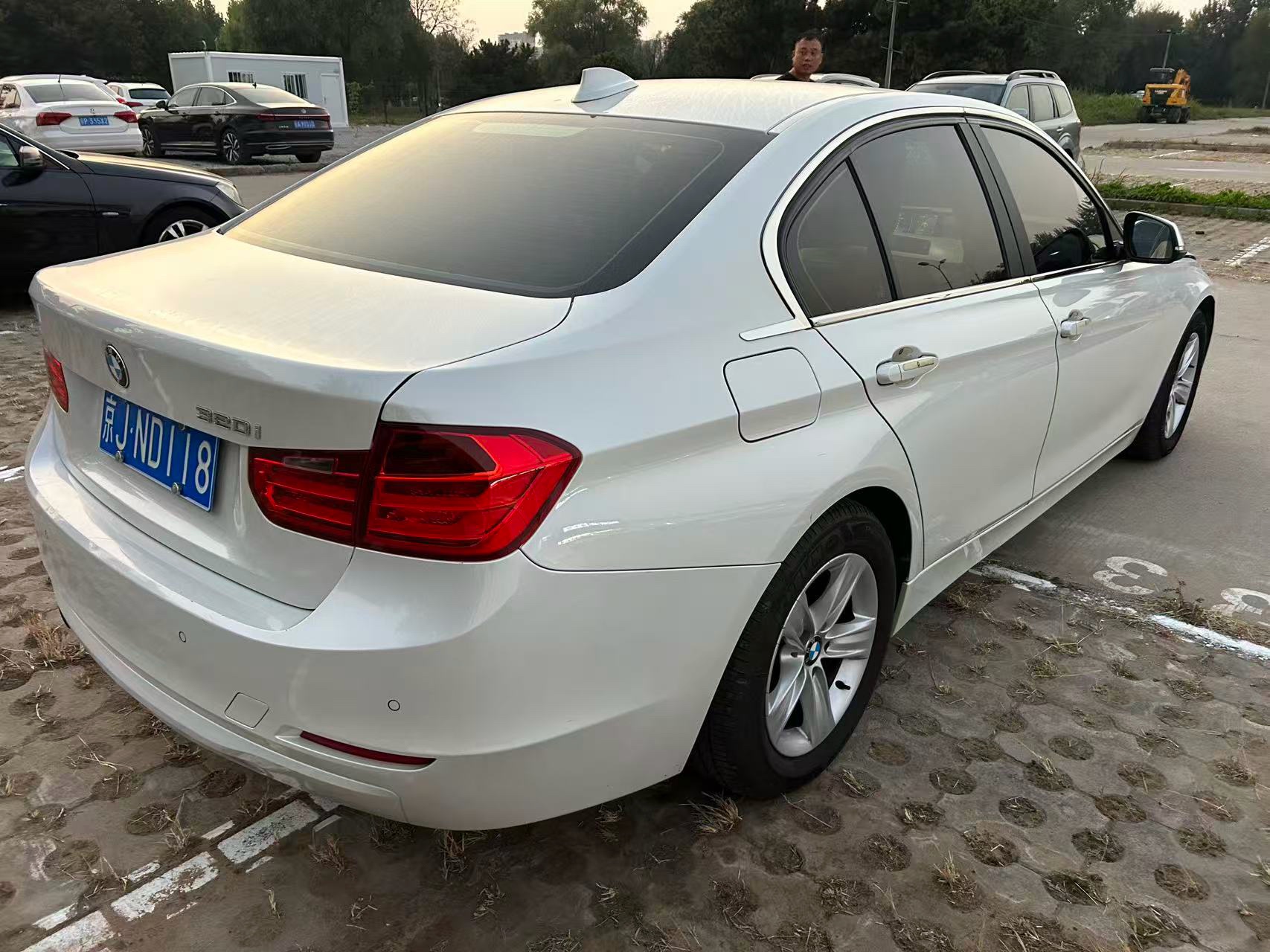 BMW 3 Series (Imported) 2013 #2 BMW 3 Series (Imported) 2013 car image #2