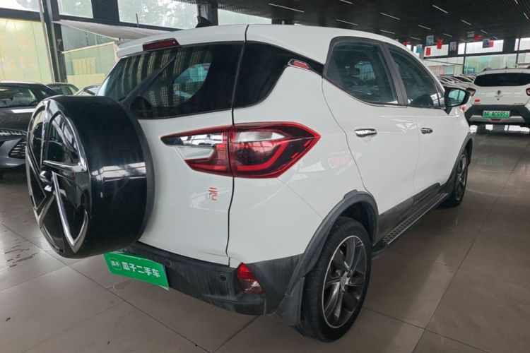 BYD Yuan 2017 #7 BYD Yuan 2017 car image #7