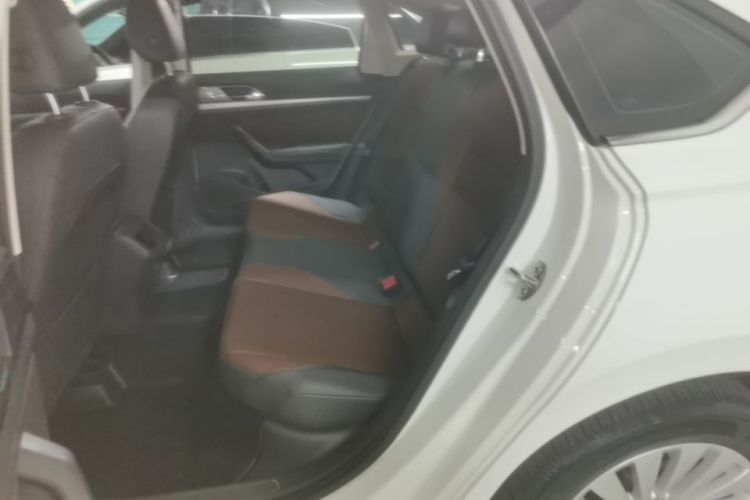 Volkswagen Lavida 2018 image de voiture #17