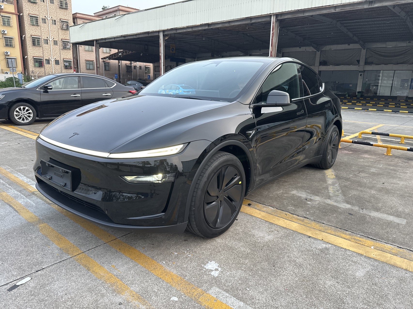 Tesla Model Y 2026 Tesla Model Y 2026 car image