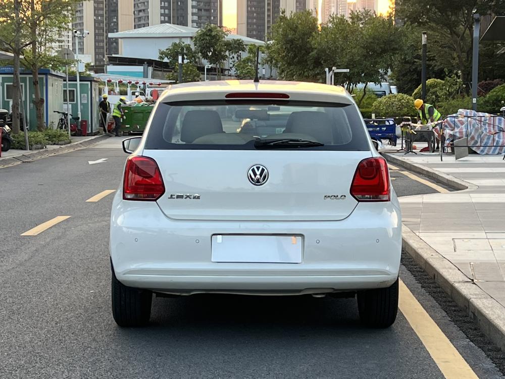 Volkswagen Polo 2013 car image #5