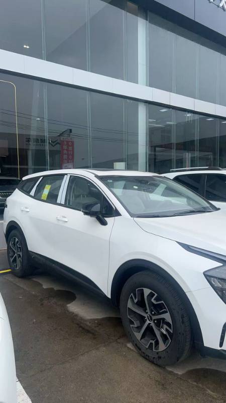 Kia Sportage 2025 car image #3