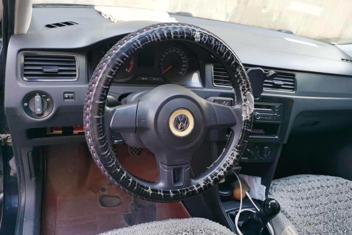 Volkswagen Santana 2016 car image #22