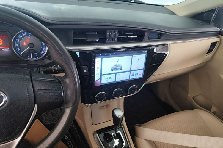 Toyota Corolla 2015 car image #10