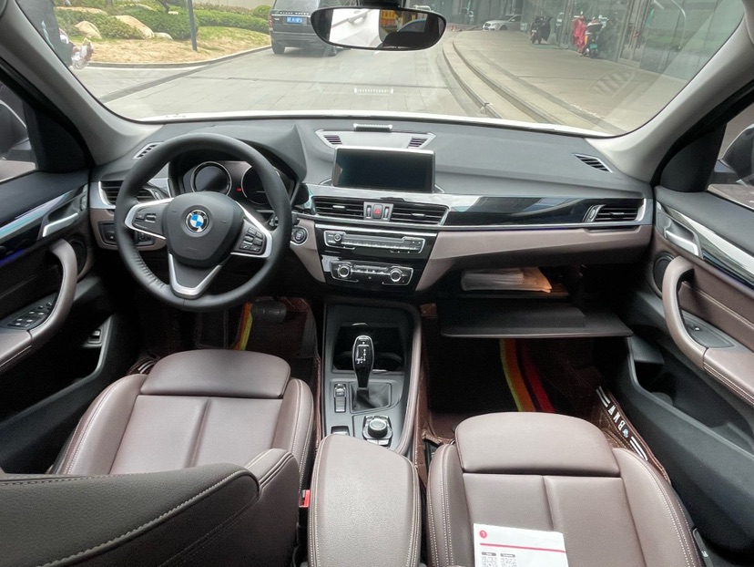 BMW X1 2020 car image #8