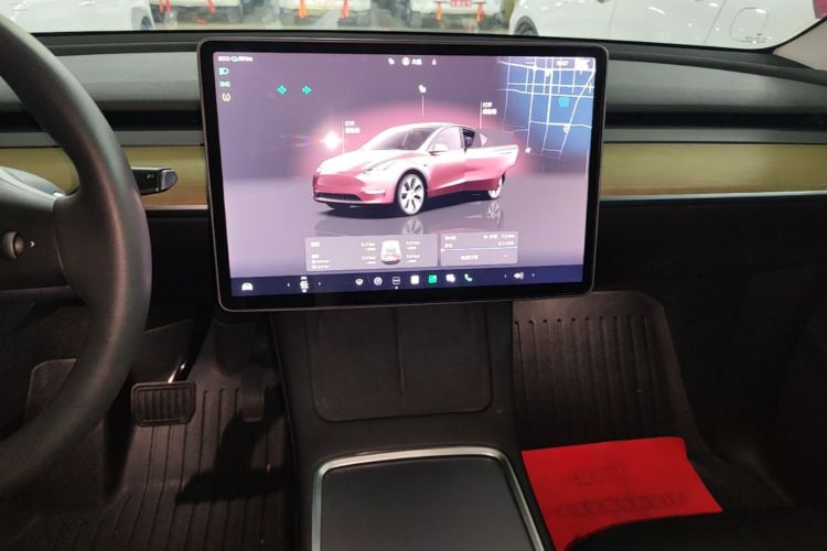 Tesla Model Y 2023 #17 Tesla Model Y 2023 car image #17