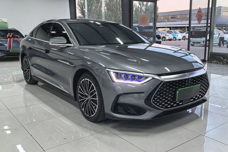 BYD Han 2023 immagine di auto #4
