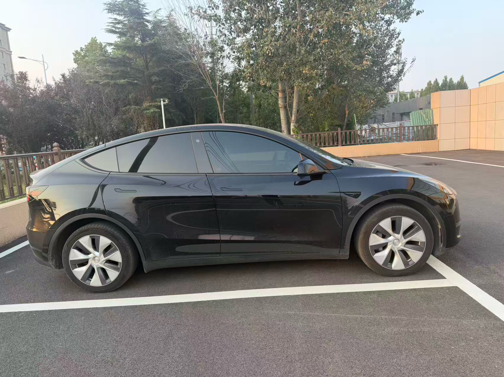 Tesla Model Y 2023 #4 Tesla Model Y 2023 imagen de coche #4