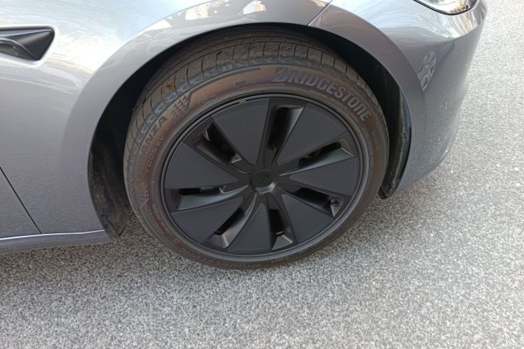 Tesla Model 3 2025 #9 Tesla Model 3 2025 car image #9