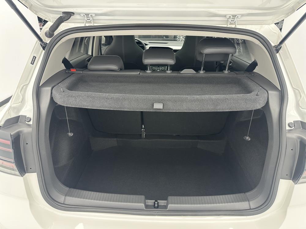 Volkswagen T-Cross 2022 #17 Volkswagen T-Cross 2022 car image #17