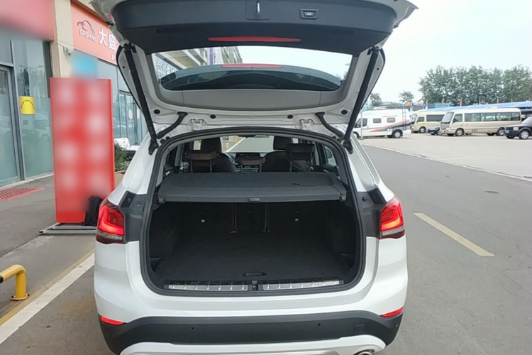 BMW X1 2022 car image #19