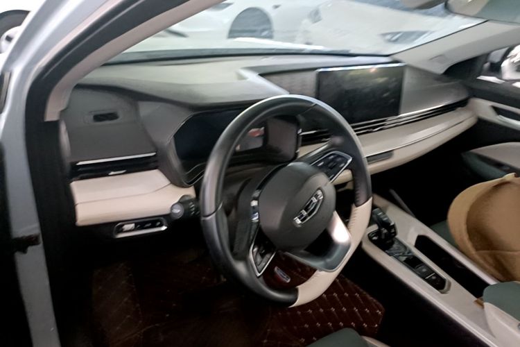 GEELY Emgrand L HiP 2022 imagen de coche #10