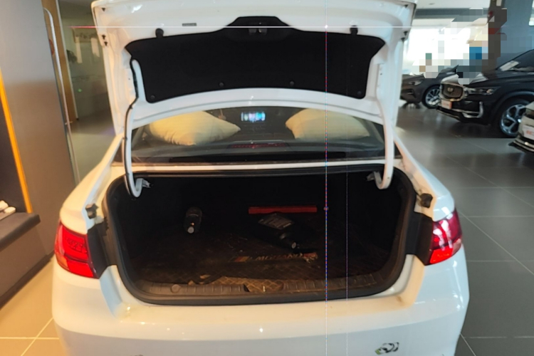 GEELY Emgrand GL 2021 immagine di auto #19
