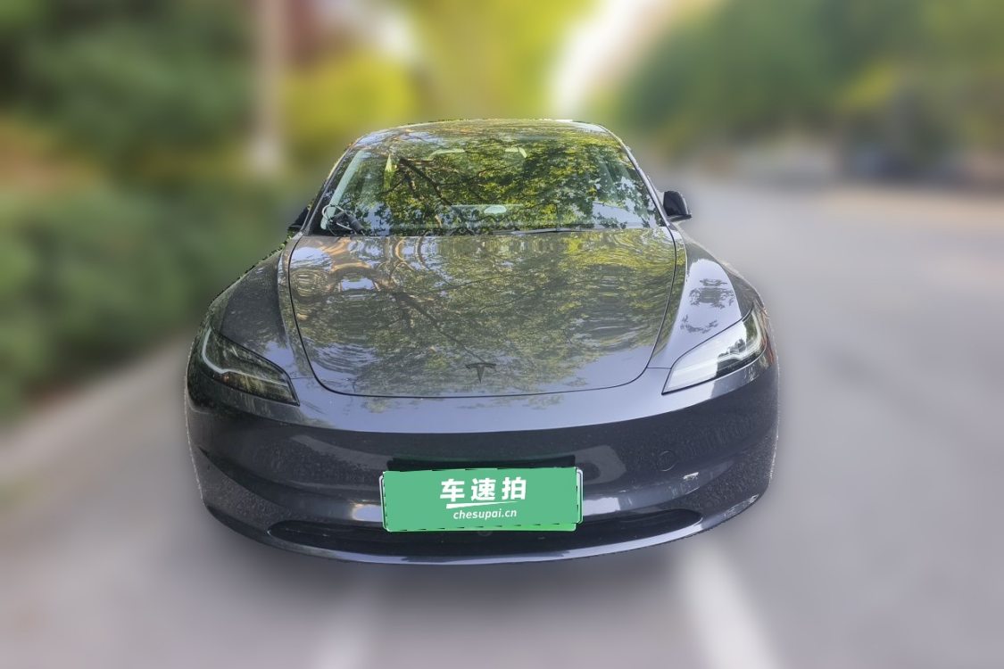 Tesla Model 3 2025 car image #5