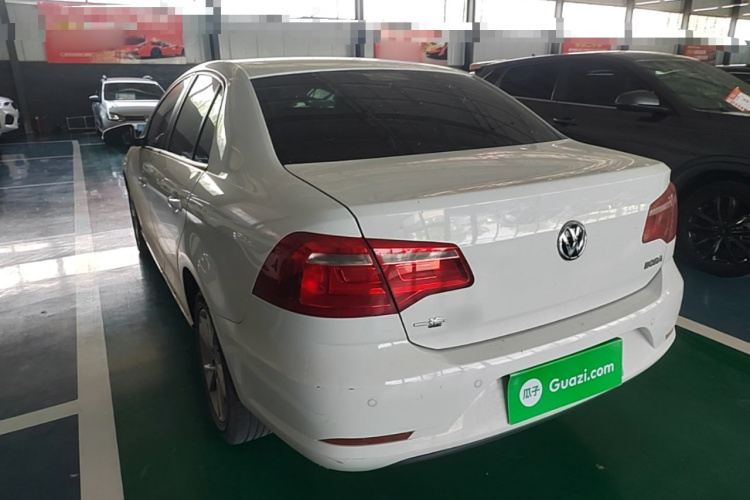 Volkswagen Bora 2015 #5 Volkswagen Bora 2015 car image #5