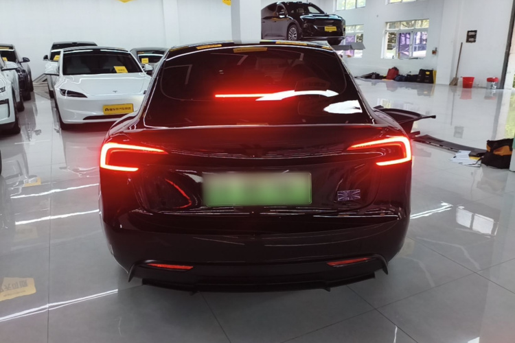 Tesla Model 3 2026 #6 Tesla Model 3 2026 car image #6