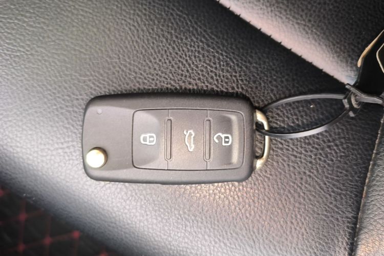 Volkswagen Lavida 2018 #9 Volkswagen Lavida 2018 car image #9