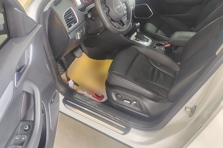 Audi Q3 2018 #16 Audi Q3 2018 car image #16
