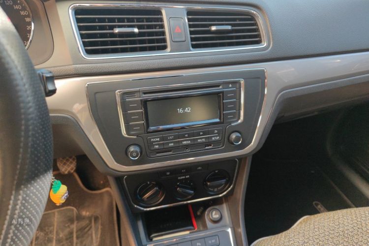 Volkswagen Lavida 2015 #15 Volkswagen Lavida 2015 car image #15