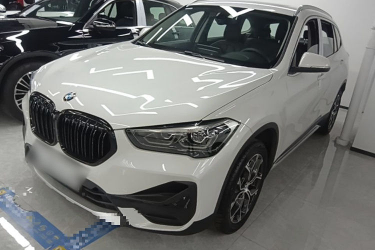 BMW X1 2020 car image #2