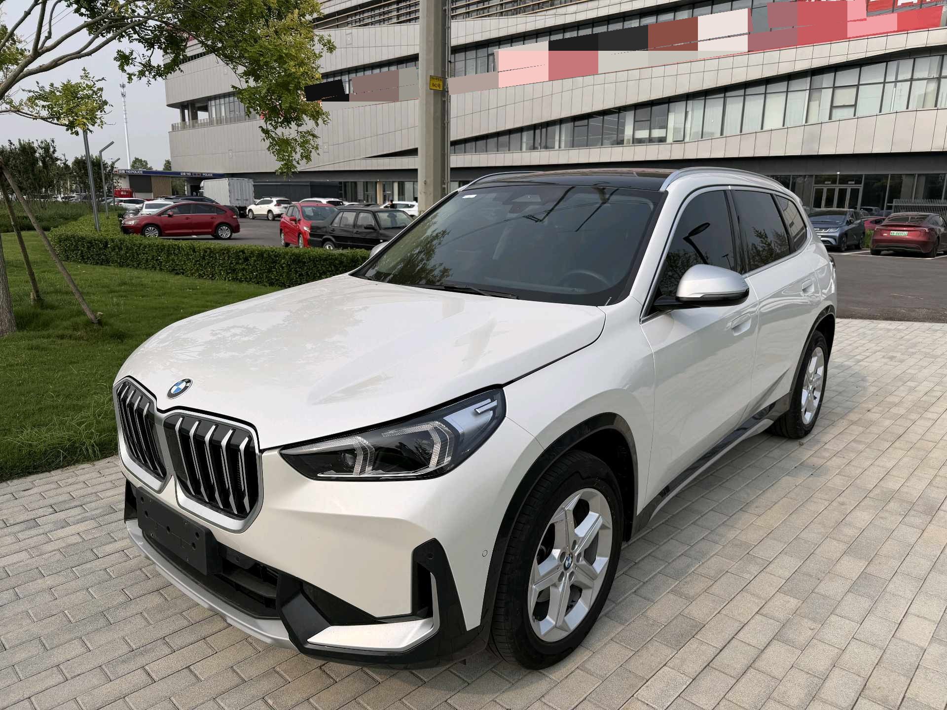 BMW X1 2023 car image 