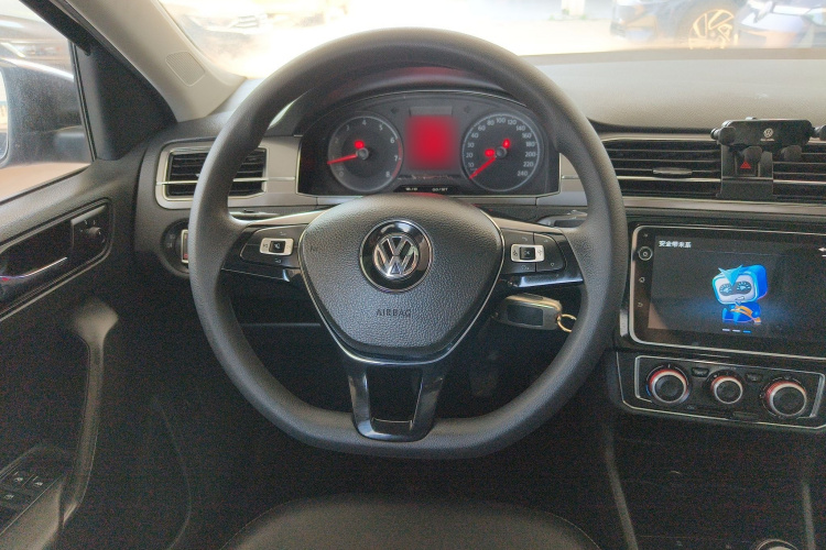 Volkswagen Santana 2020 car image #11